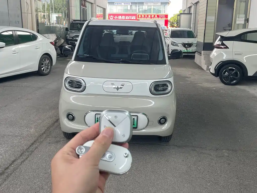 Wuling MINIEV — миниатюра 2