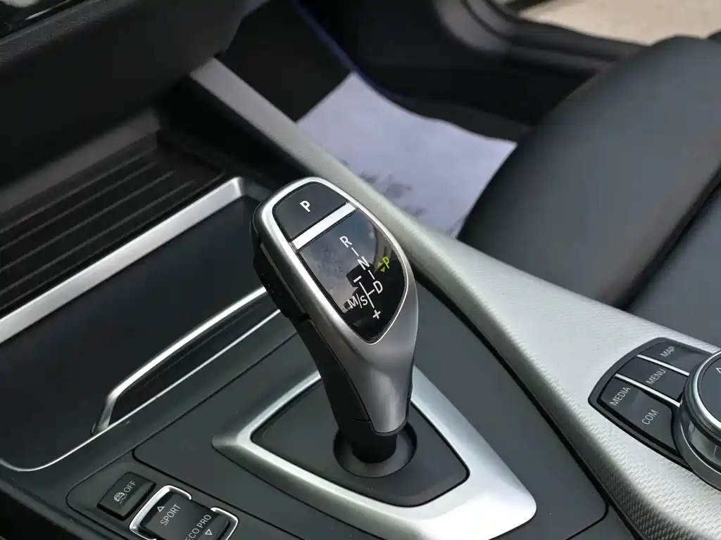 BMW 2 Series (Import) — миниатюра 9