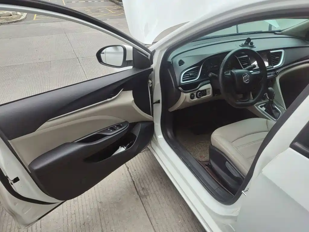Buick Excelle — миниатюра 12