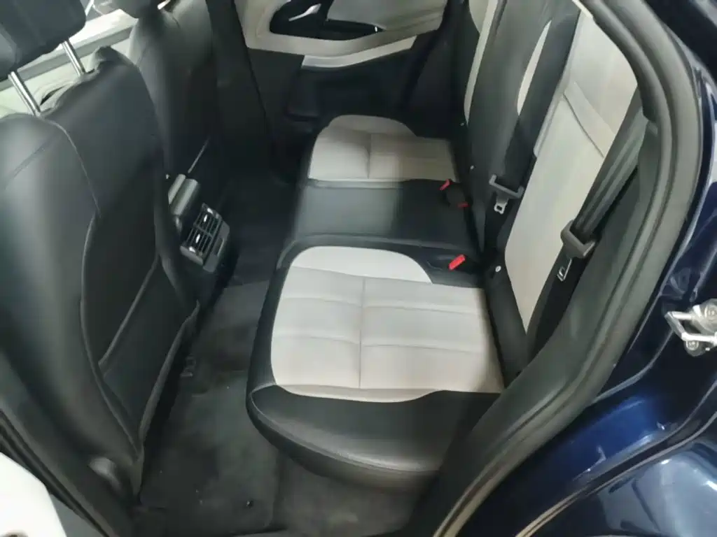 Land Rover Evoque — миниатюра 17