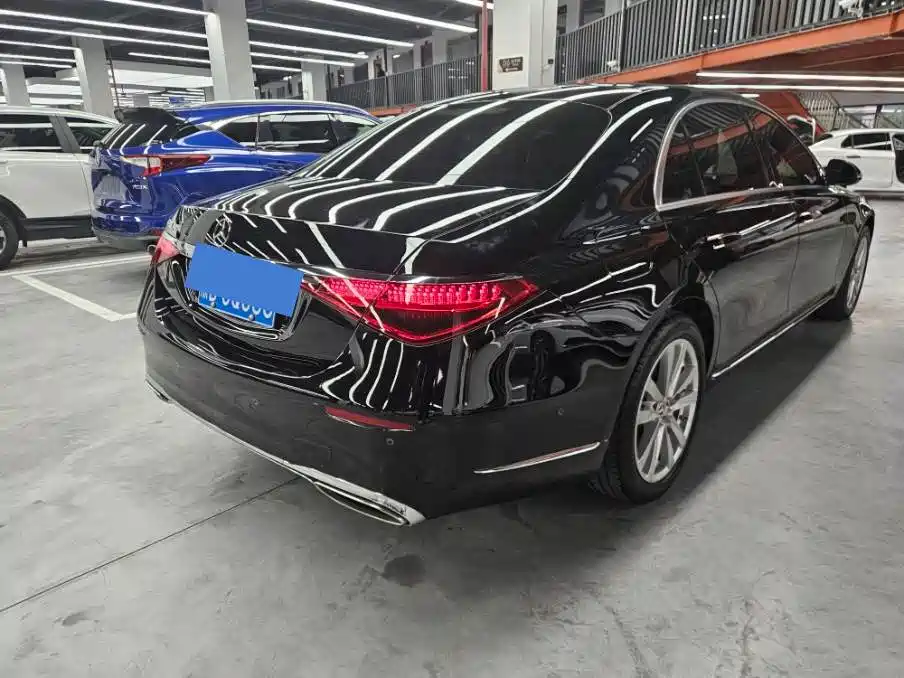 Mercedes-Benz S-Class — миниатюра 12