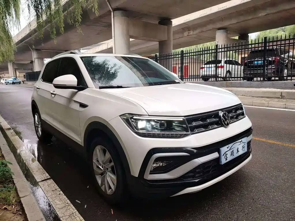 Volkswagen T-Cross — миниатюра 2