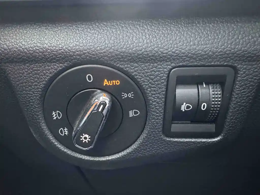 Volkswagen Bora — миниатюра 12