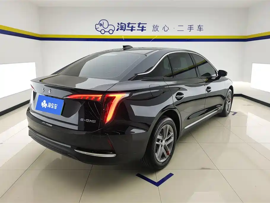 Hongqi E-QM5 2025 500km