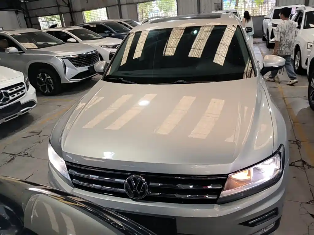 Volkswagen Tiguan L — миниатюра 3