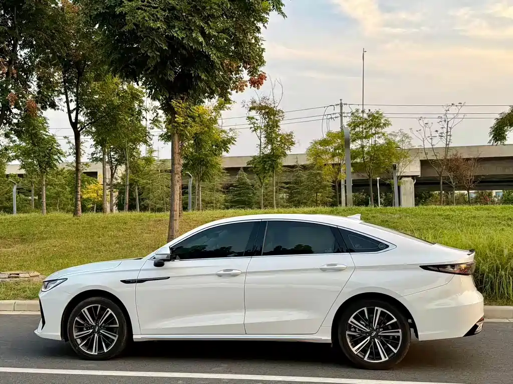 Chery Arrizo 8 PRO — миниатюра 3