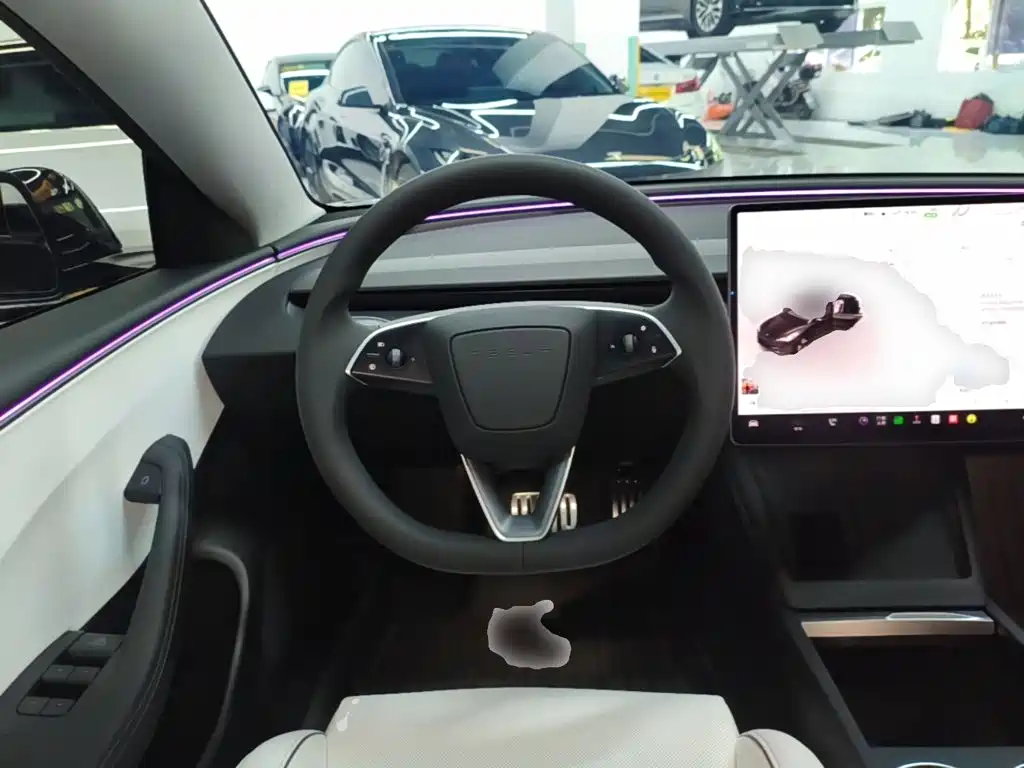 Tesla Model 3 — фотографии объявления, Фото 11