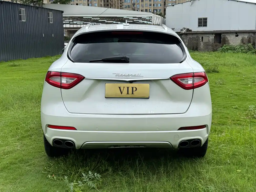 Maserati Levante — миниатюра 5
