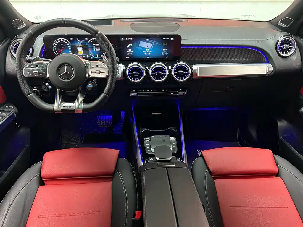 Mercedes-Benz GLB AMG — миниатюра 12