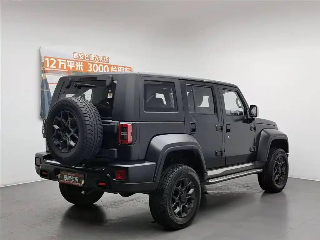 BAIC BJ40 2023 2.0D AT