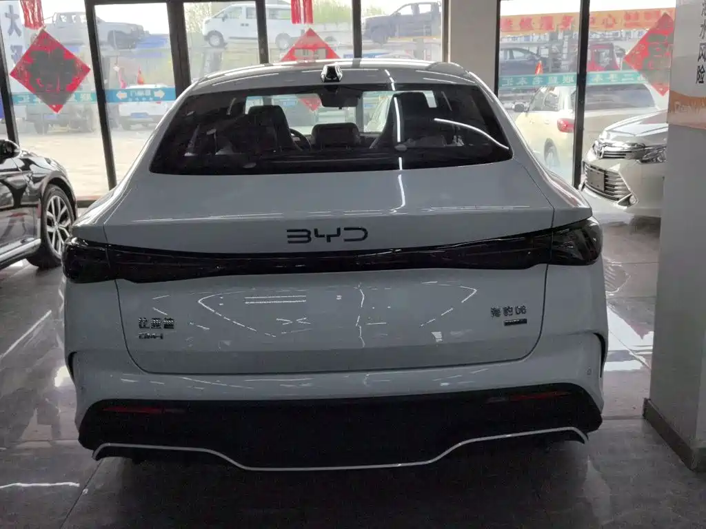 BYD Seal 06 06 2025 DM-i Smart Drive 80KM Luxury