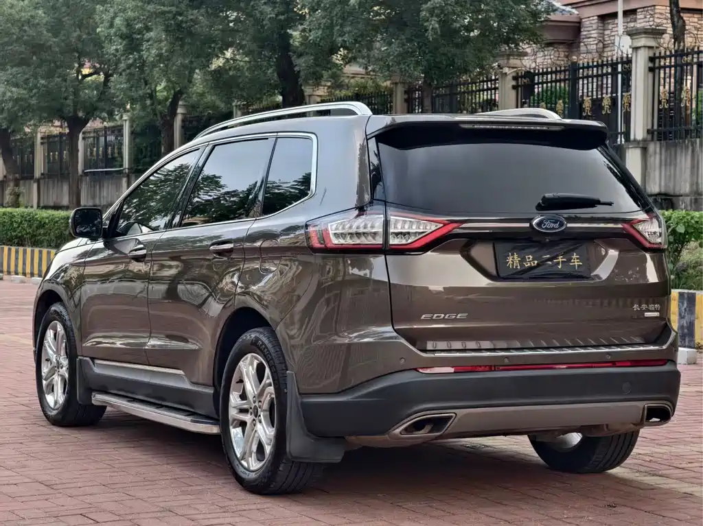 Ford Edge — миниатюра 5