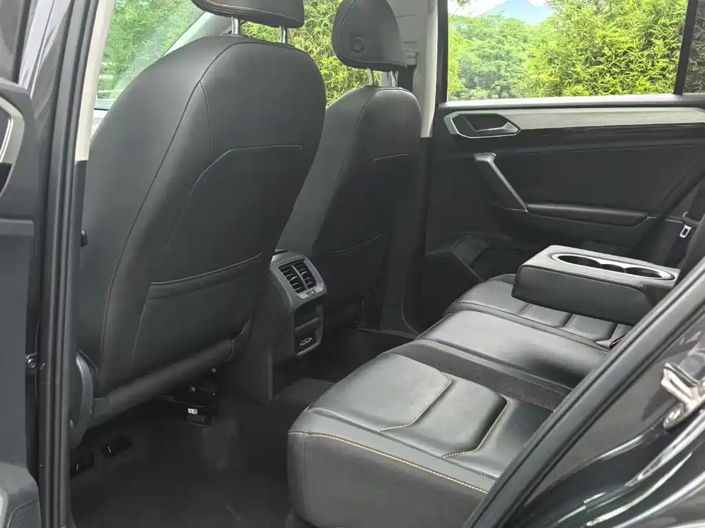Volkswagen Tayron 2021 330TSI Luxury Smart Connect