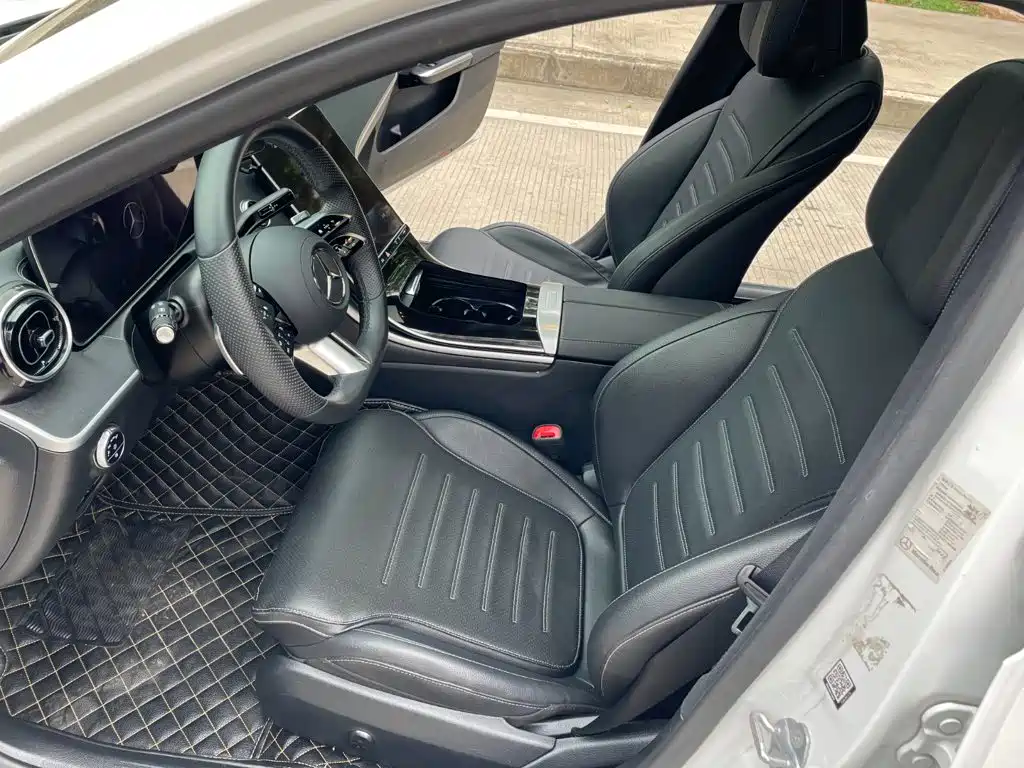 Mercedes-Benz C-Class — миниатюра 9