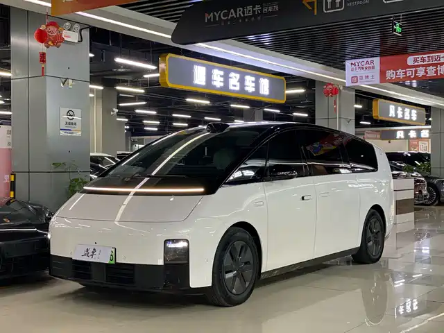 Li Auto MEGA