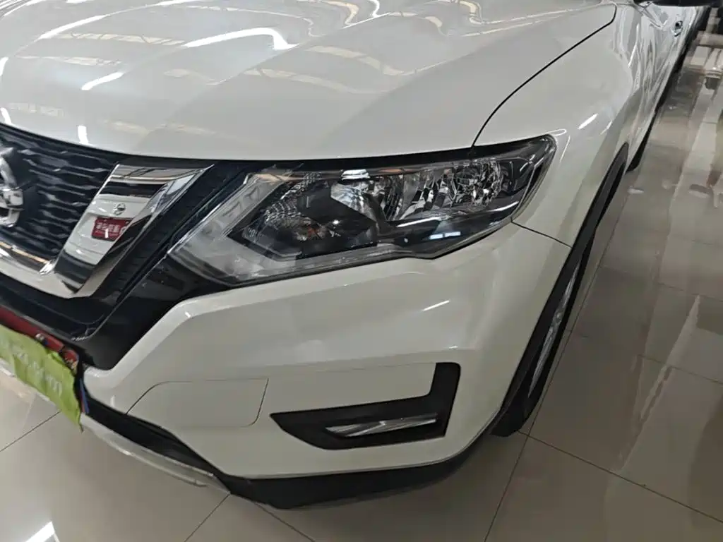 Nissan X-Trail — миниатюра 24