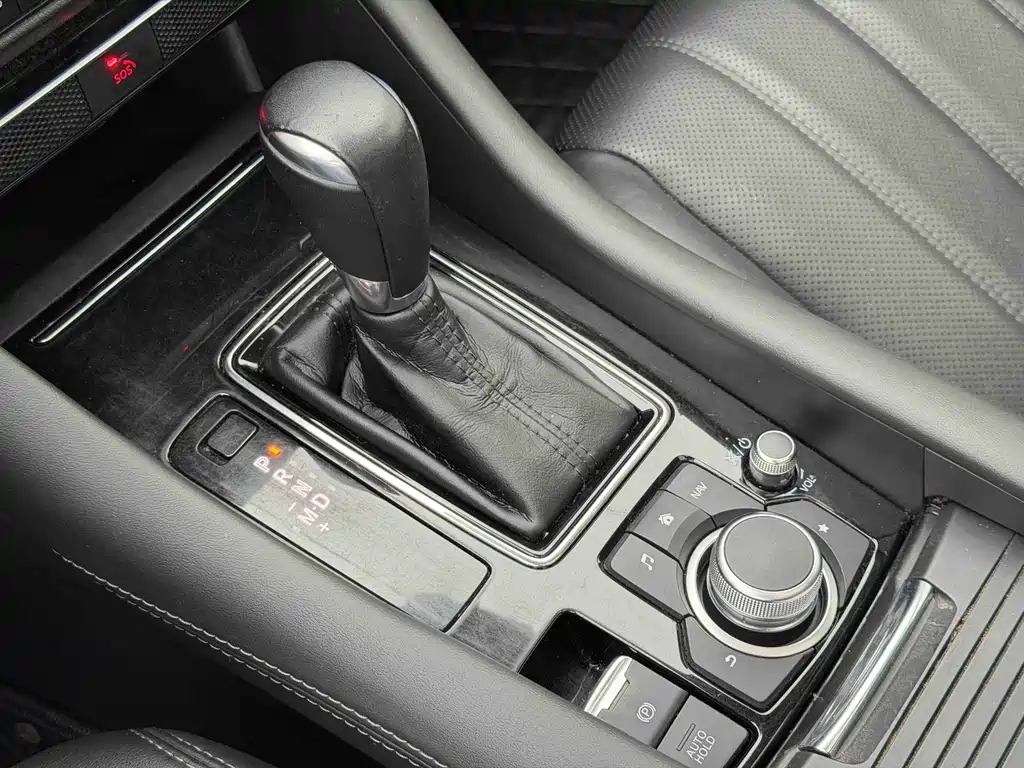Mazda Atenza — миниатюра 15