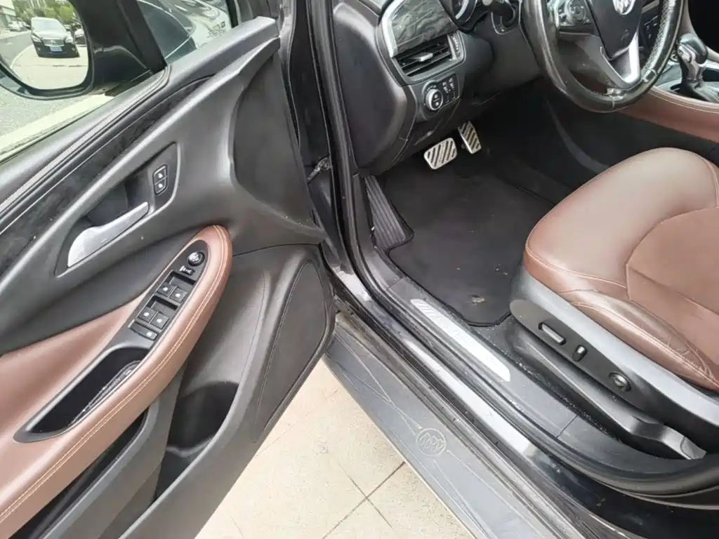 Buick Envision Plus — миниатюра 16