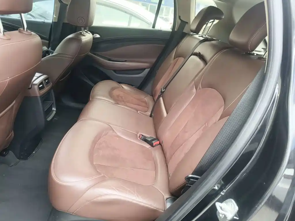 Buick Envision Plus — миниатюра 17
