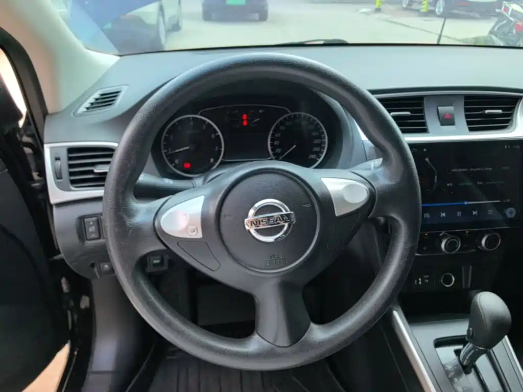 Nissan Sylphy — миниатюра 11