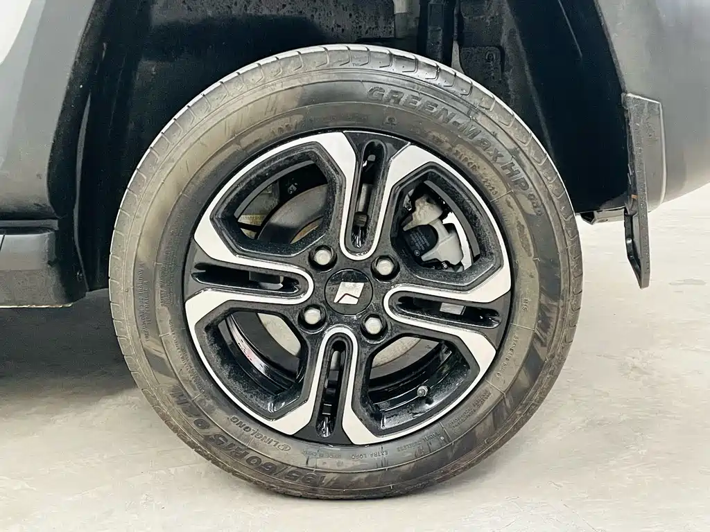 Baojun Yueye — миниатюра 9