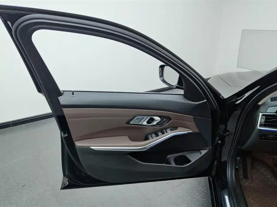 BMW 3 Series 3 2021 325i M Sport