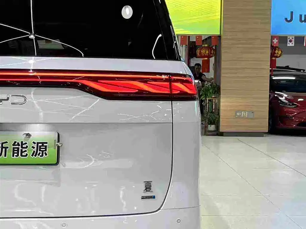 BYD Xia — миниатюра 26