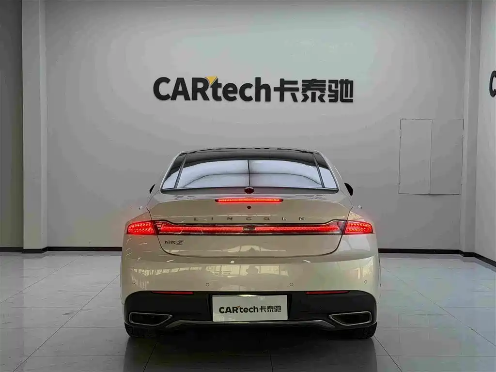 Lincoln MKZ — миниатюра 8