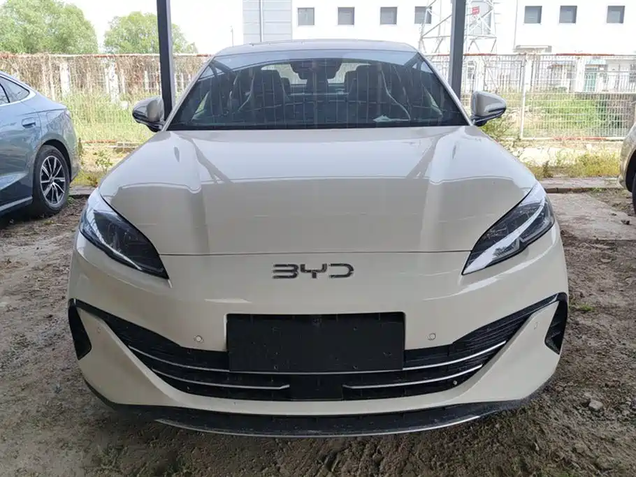 BYD Seal 06 06 2025 DM-i Smart Drive 120KM Premium