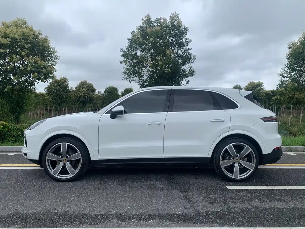 Porsche Cayenne 2019 Cayenne 3.0T