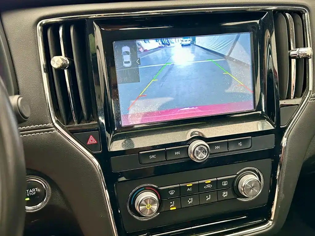 Roewe i6 Classic — миниатюра 11