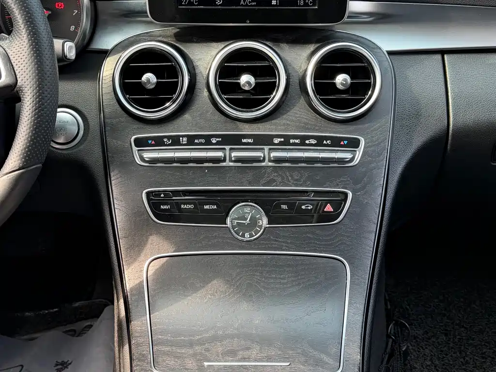 Mercedes-Benz C-Class — миниатюра 12