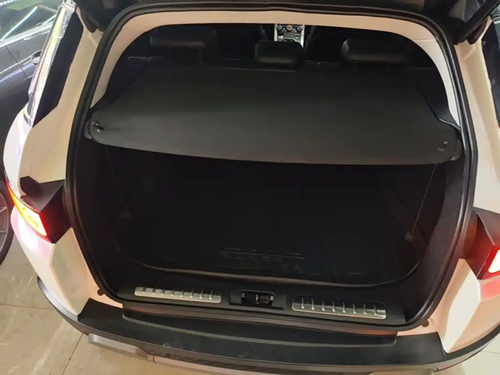 Land Rover Evoque — миниатюра 19
