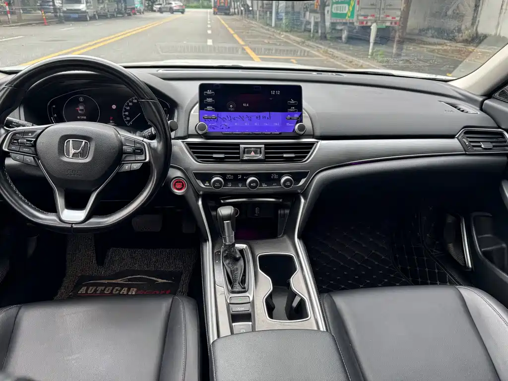 Honda Accord — миниатюра 6