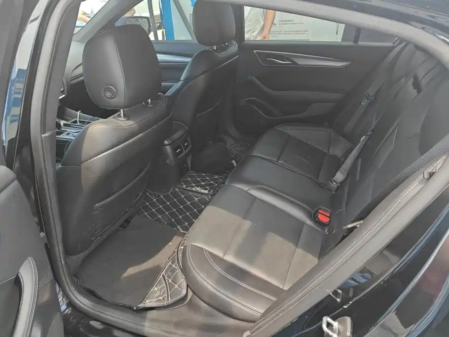 Cadillac CT5 — миниатюра 10
