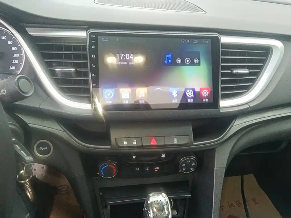 Buick Excelle — миниатюра 13