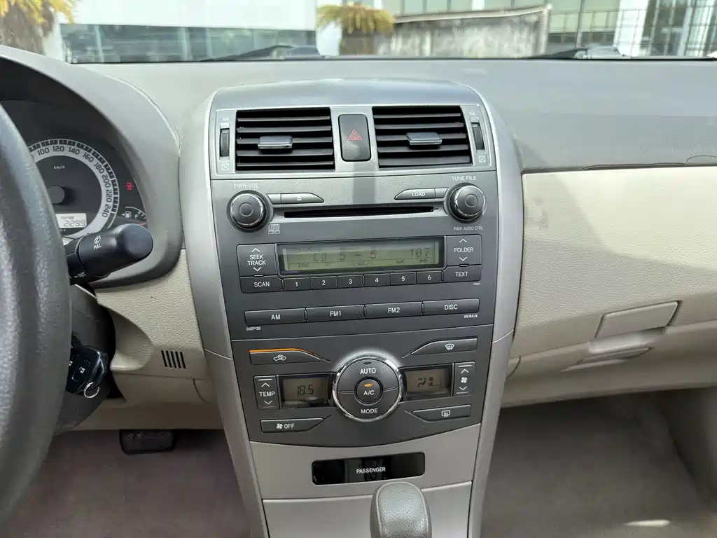 Toyota Corolla — миниатюра 6