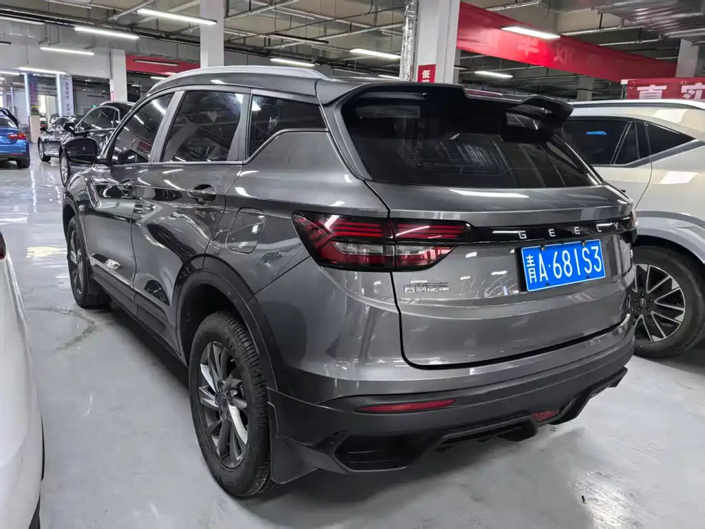 Geely Binyue - фото 16