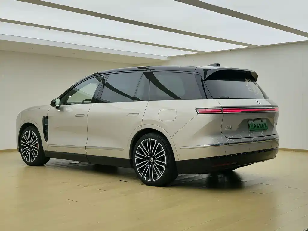 NIO ES8 — миниатюра 9