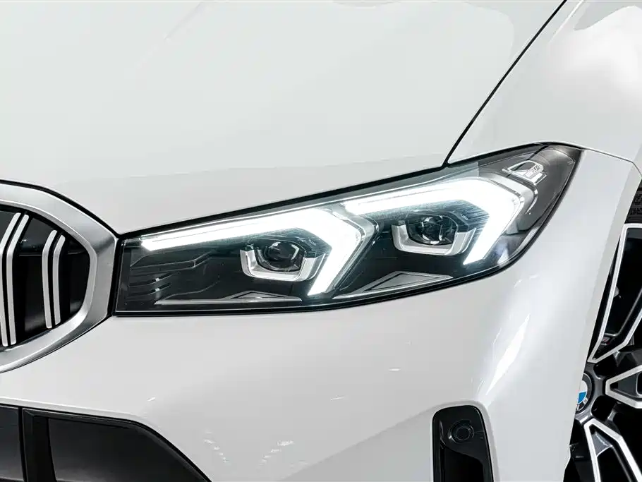 BMW 3 Series — миниатюра 4
