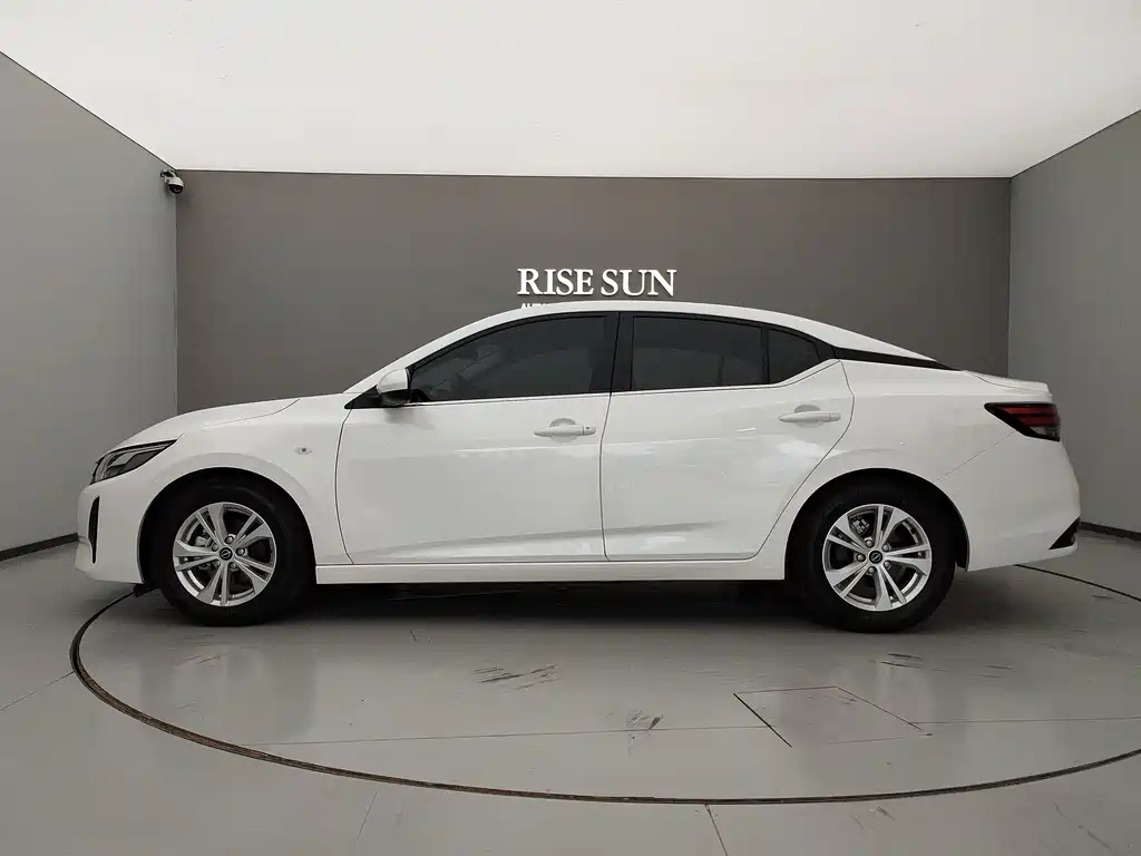 Nissan Sylphy — миниатюра 8