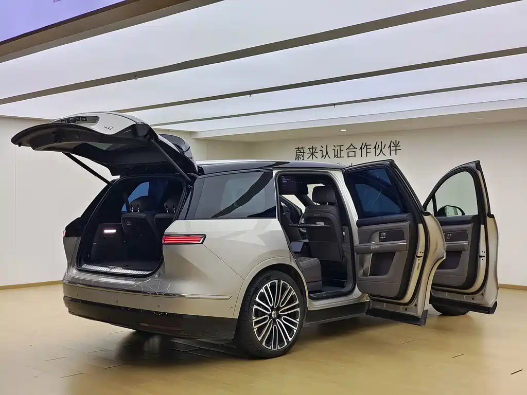 NIO ES8 — миниатюра 24