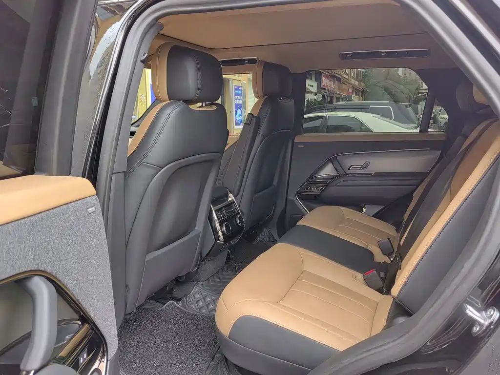 Land Rover Sport — миниатюра 7