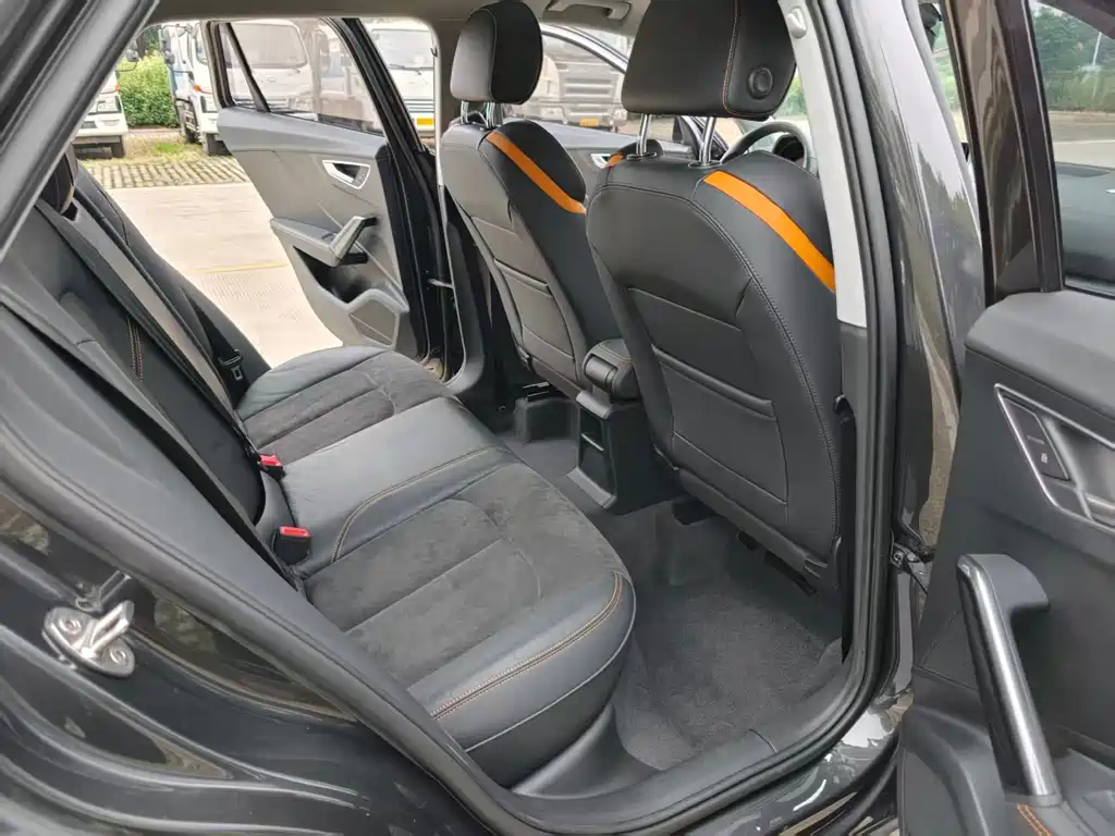 Audi Q2L e-tron — миниатюра 17