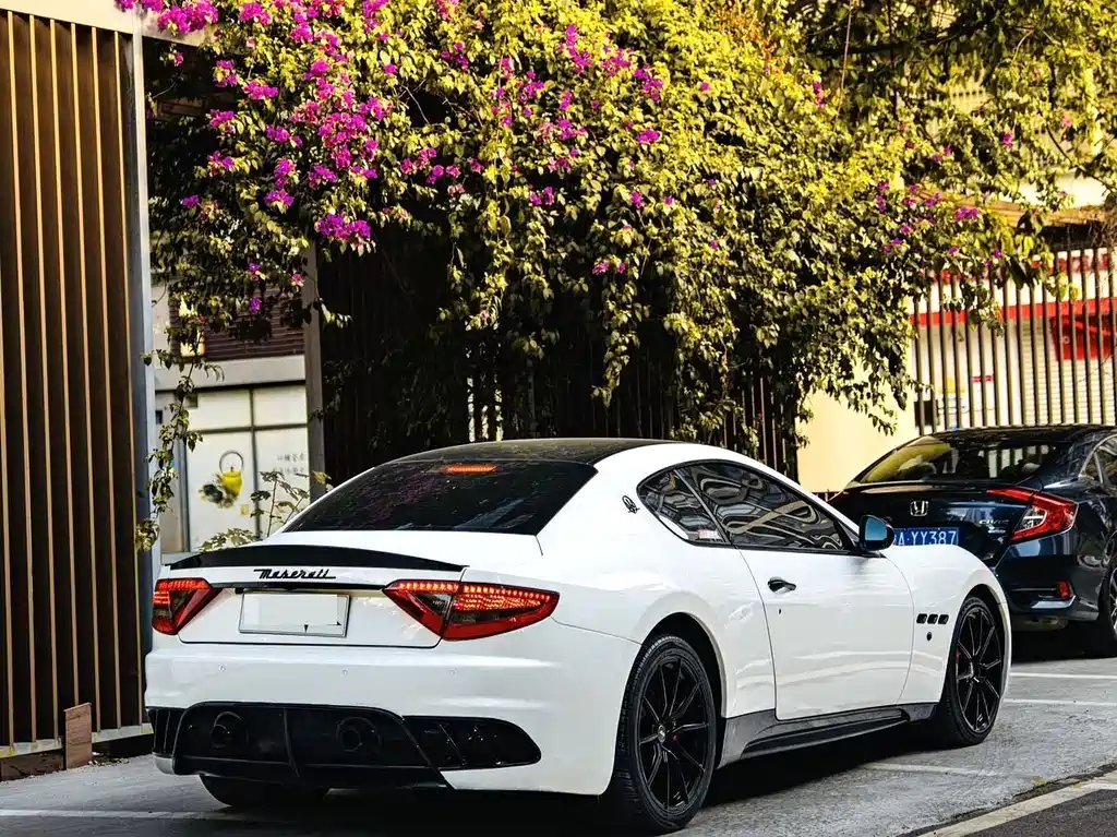 Maserati GranTurismo — миниатюра 12