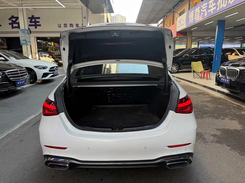 Mercedes-Benz C-Class — миниатюра 18