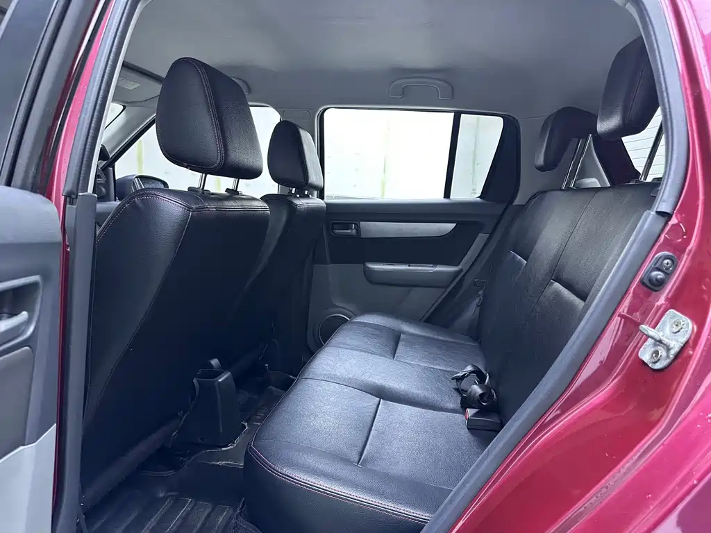 Suzuki Swift — миниатюра 9