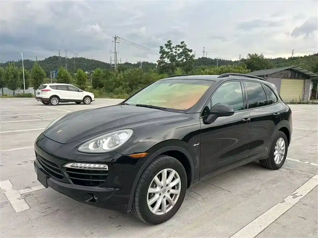 Porsche Cayenne 2014 Cayenne Platinum Edition 3.0T