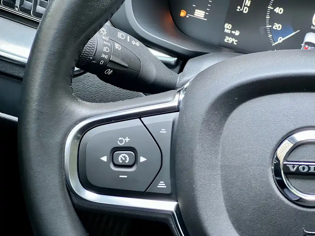 Volvo XC60 — миниатюра 17