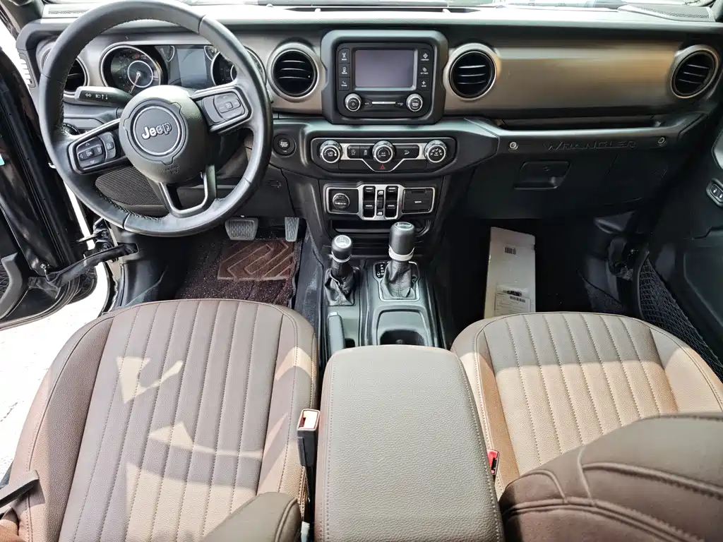 Jeep Wrangler — миниатюра 11